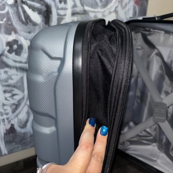 Samsonite Omni PC Hardside Expandable Luggage w/Spinner Wheel Carry-On 20 inch - Picture 3 of 5